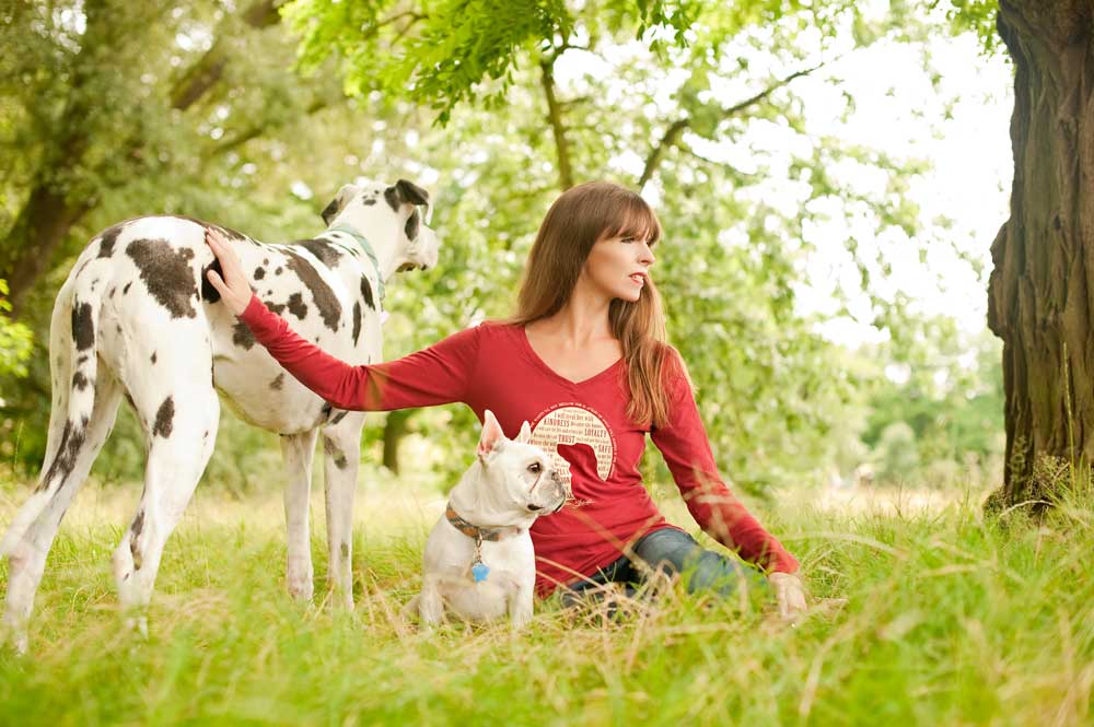 Victoria Stilwell with Great Dane and French Bulldog