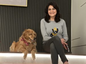 Maryam and golden retriever